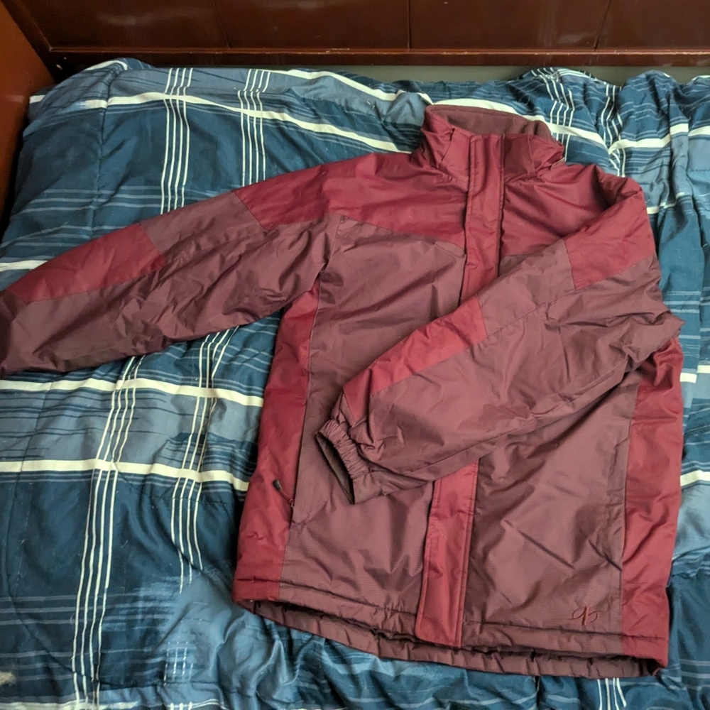 Burgundy Red Men's Athletic Winter Performance Insulated Coat - Nordic Track